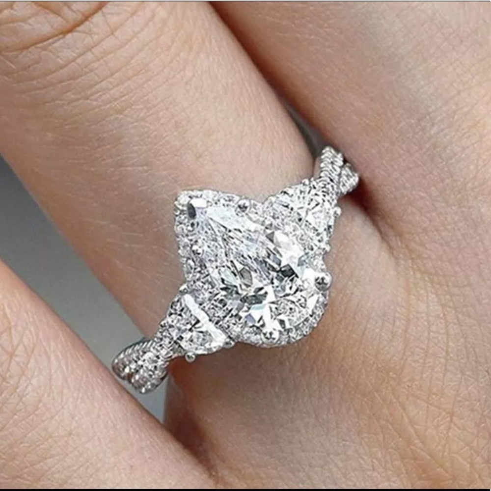 BRAND NEW .96CT PEAR SHAPE HALO .925 STERLING